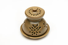 Load image into Gallery viewer, Vegan Aroma Oil Diffuser With Plate & Lid- 6 Inch